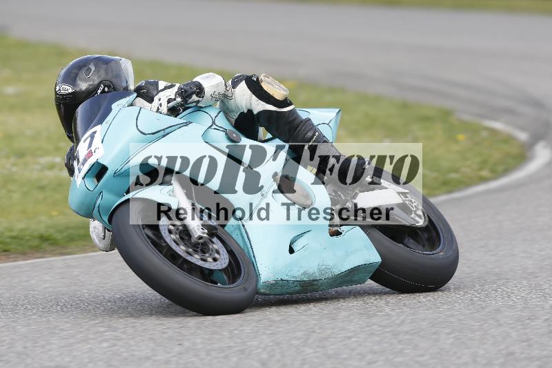 /Archiv-2025/08 20.04.2025 Speer Racing ADR/Gruppe rot/17